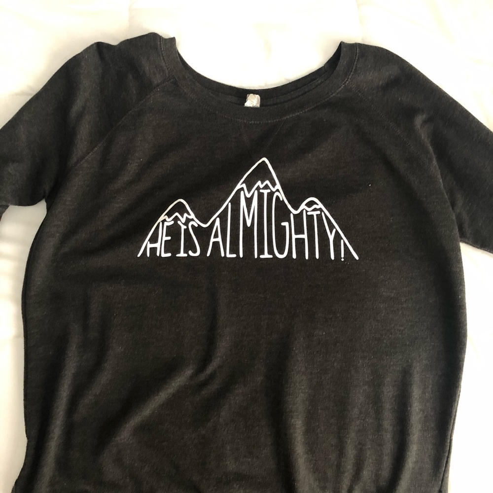 Sweatshirt
